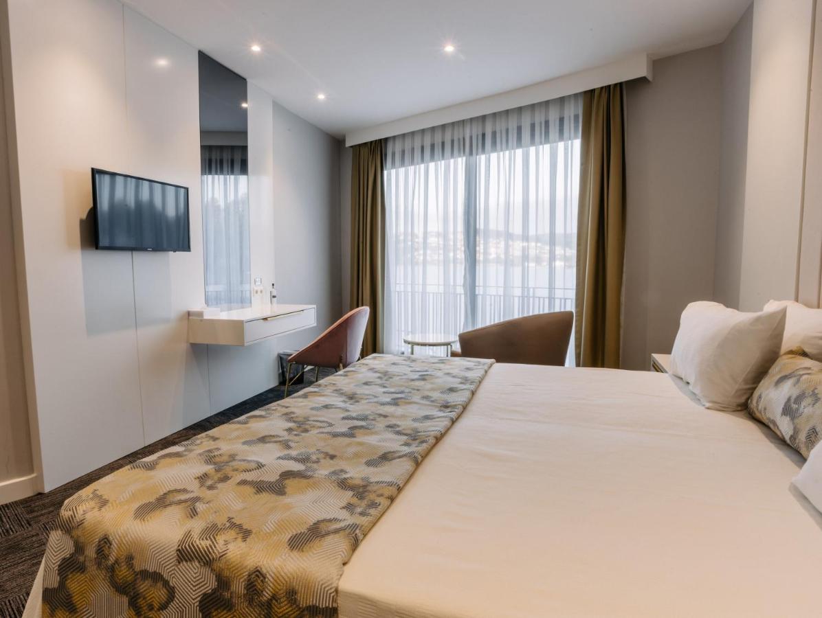 Oezkum Park 4*