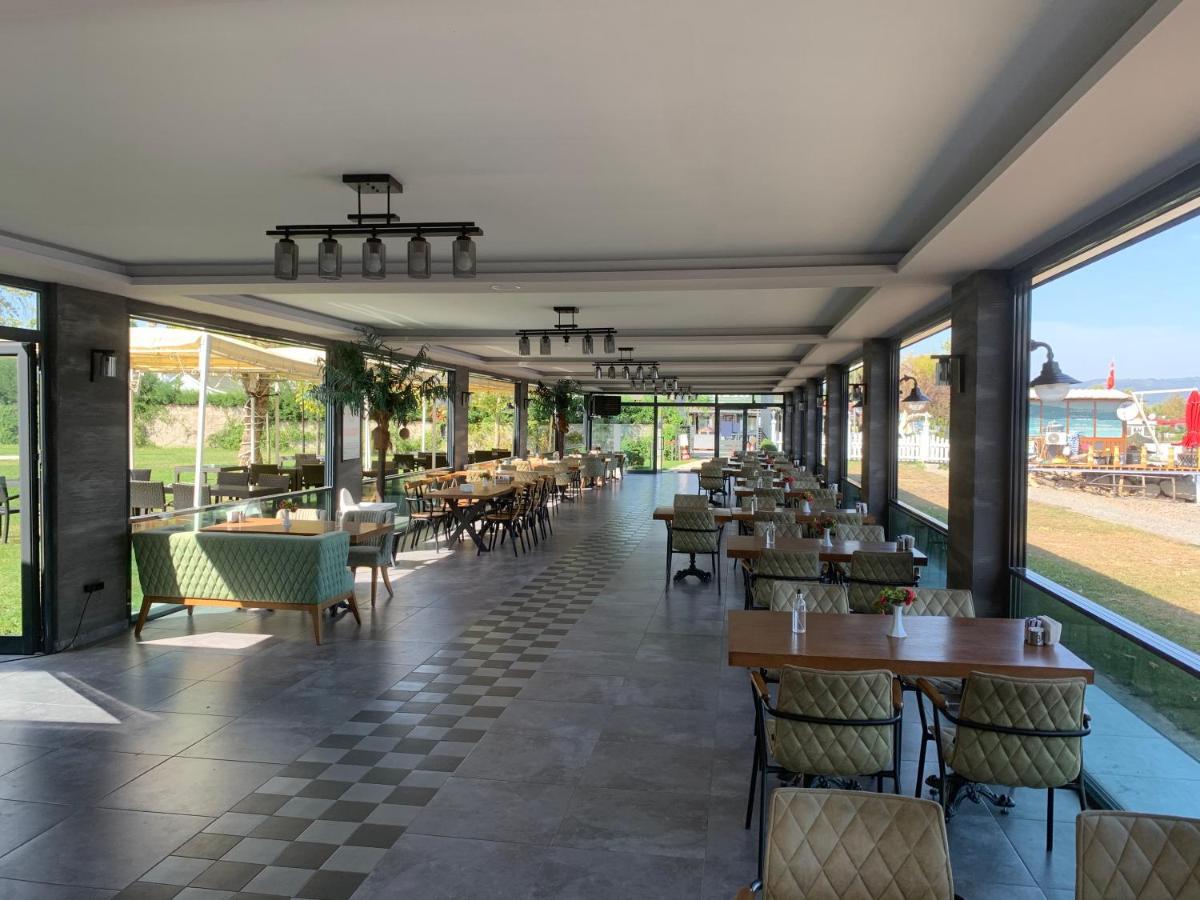 Oezkum Park Hotel